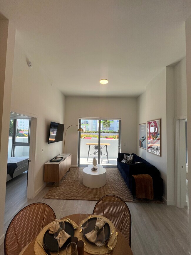 Foto del edificio - 1337 NW 32nd St