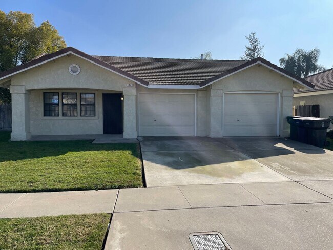 Foto del edificio - 1947 Henshaw Ave