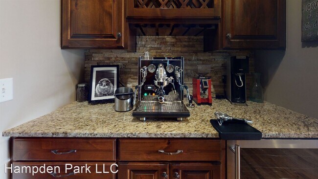 Building Photo - 5 br, 4.5 bath House - 11077 Sweetwater Path