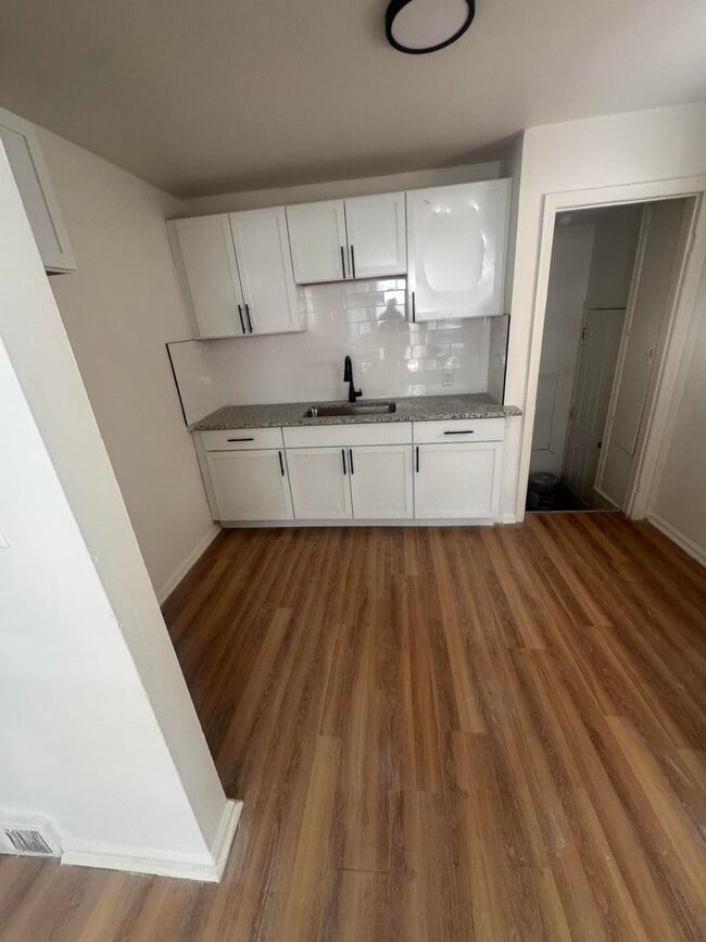 Foto del edificio - 18955 Hamburg St