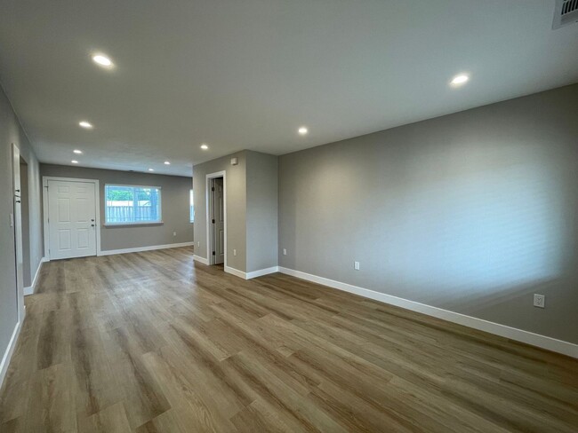 Building Photo - 812 Adeline Street, Hayward, CA 94544
