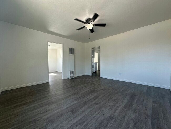 Foto del edificio - 827 16th St