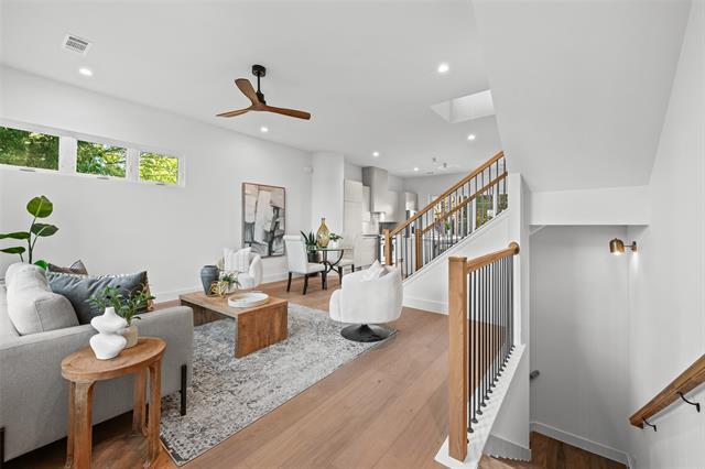 Foto del edificio - 1514 Holly Ave