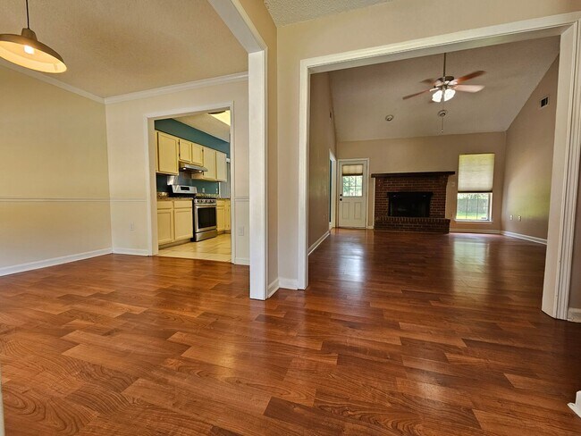 Building Photo - 124 Longleaf Circle, Pooler Ga