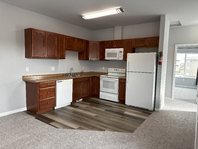 Building Photo - 8841 Cordell Cir