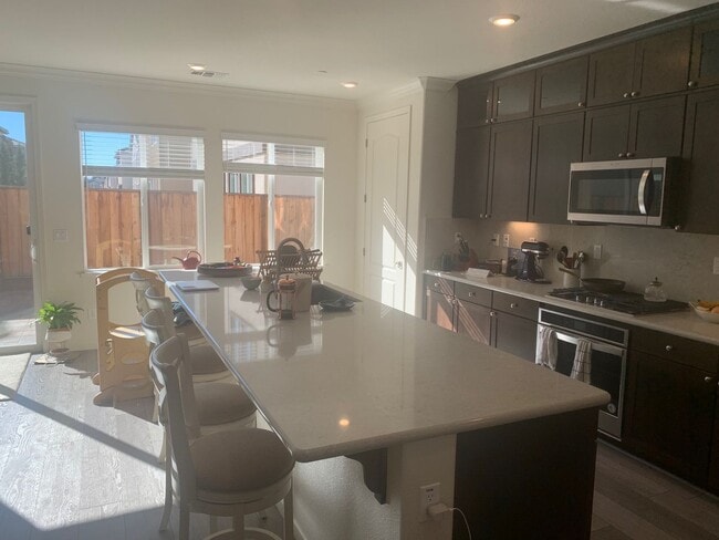 Building Photo - Beautiful K Section House Available Soon!
