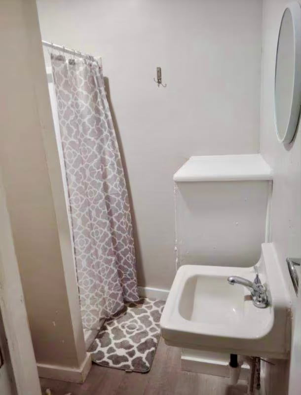 Building Photo - 613 SW Lincoln St