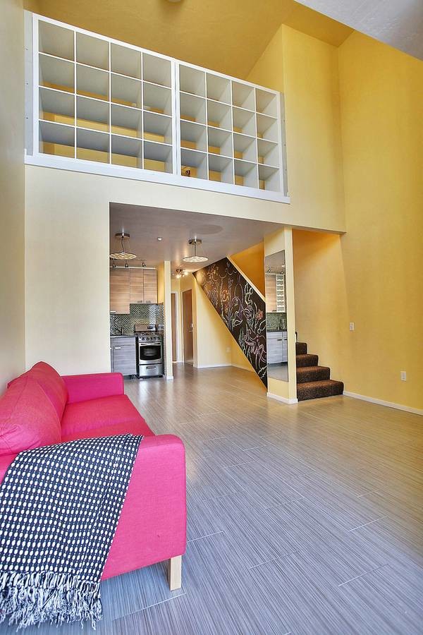 Building Photo - 860 Camino Del Sur
