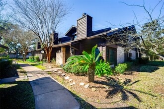 Building Photo - 2510 Grants Lake Blvd