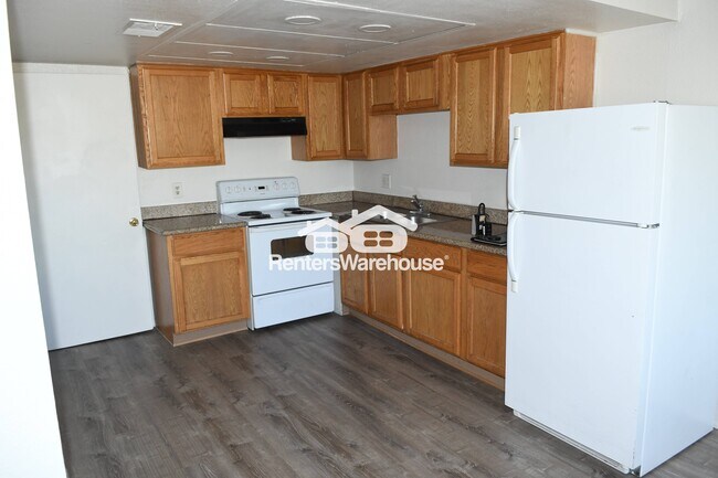 Foto del edificio - 1733 E Cambridge Ave