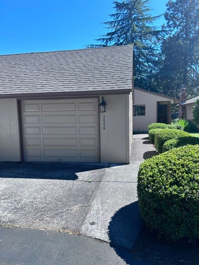 Photo - 7606 NW 3rd Ave