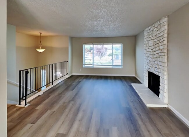 Foto del edificio - 3601 55th Ave NE