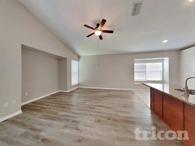 Foto del edificio - 1614 Sand Hollow Ln