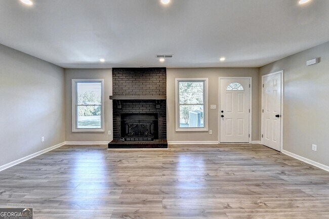 Building Photo - 53 McGiboney Rd