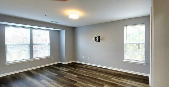 Building Photo - 6413 Weatherby Ct