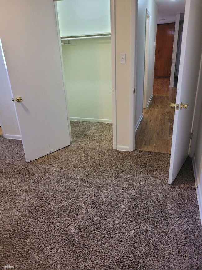 Foto del edificio - 3 br, 1.5 bath House - 1008 Shirley Dr