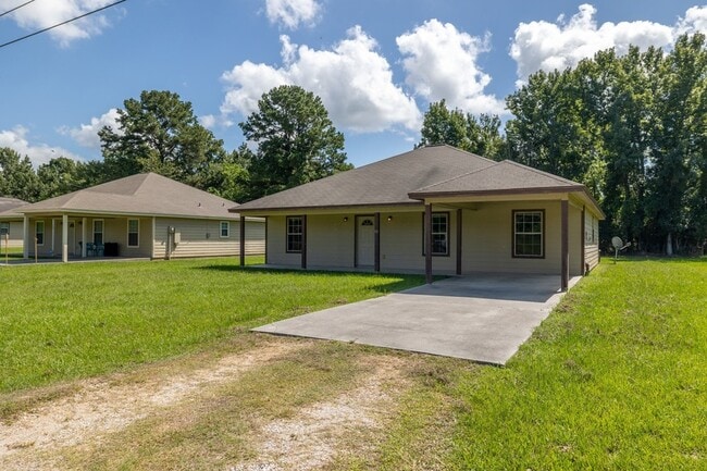 Building Photo - 80 County Rd 2269