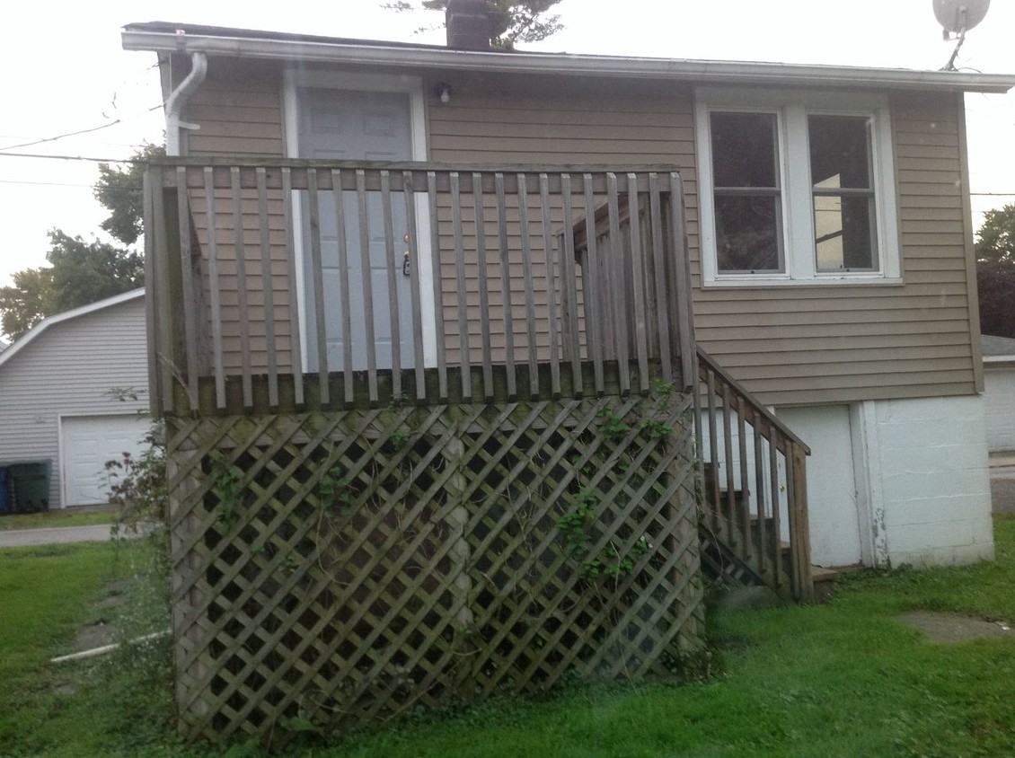 Foto principal - 1134 169th St