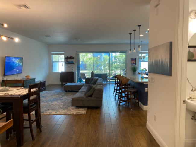 Building Photo - 4525 Chinkapin Dr
