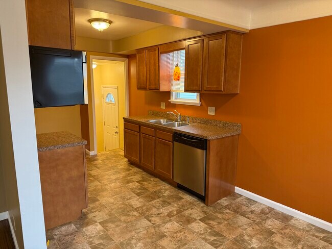 Foto del edificio - 5409 E 131st St