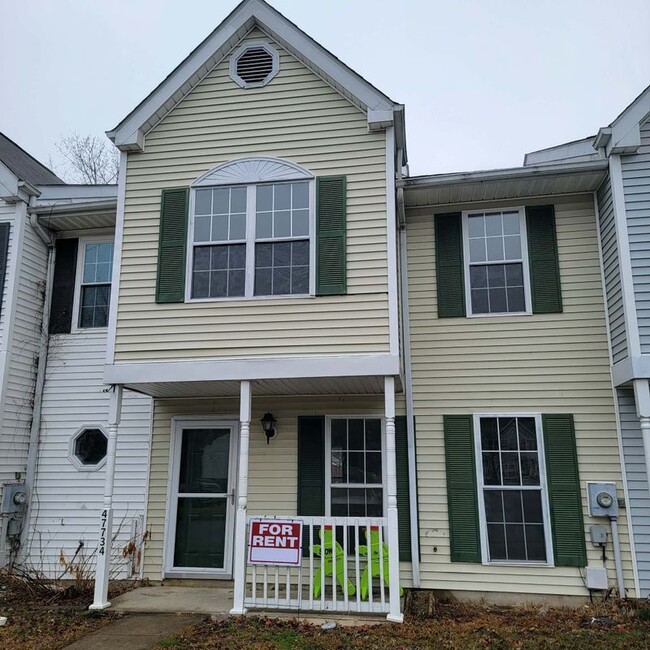 Foto del edificio - 47734 Devin Cir