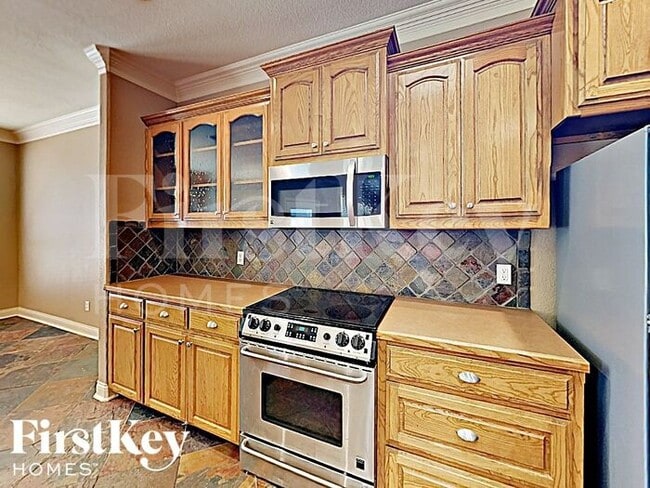 Building Photo - 10163 Trail Ridge Dr