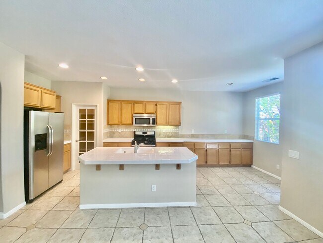 Foto del edificio - Stunning 4 bedroom home in Oceanside!!