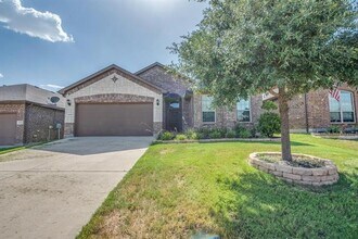 Building Photo - 1225 Glen Ct