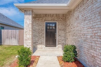 Building Photo - 7446 French Quarter Ct