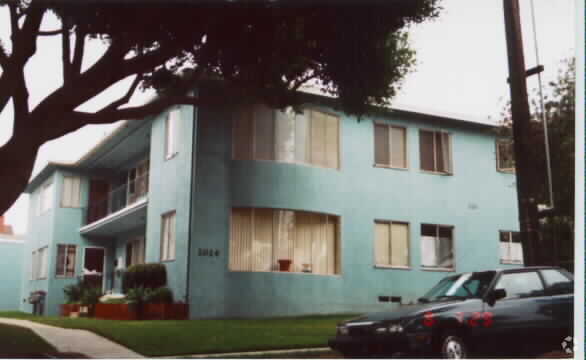 Building Photo - 1014 E Imperial Ave