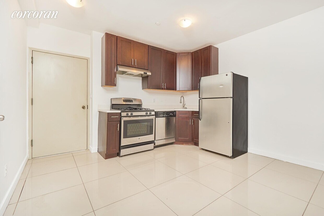 Foto principal - 417 Gates Ave