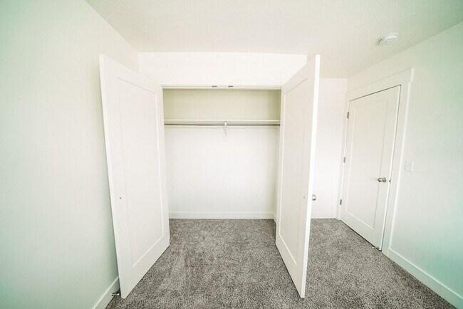 Foto del edificio - 441 N 100 W
