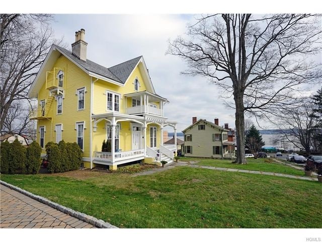 Building Photo - 16 1st Ave
