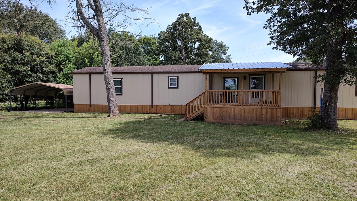 Primary Photo - 28045 FM 1488