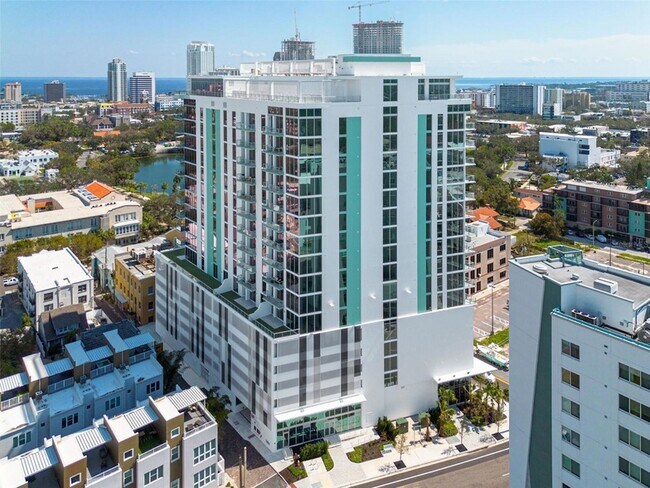 Foto del edificio - 777 3rd Ave N