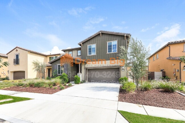Building Photo - 2256 Stelamar Wy