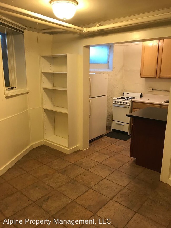 Building Photo - 1 br, 1 bath House - 107 E. 19th St. - 5