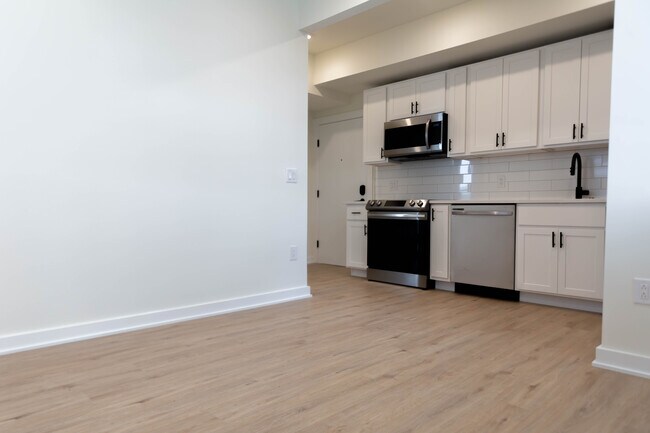 Foto del edificio - 2552 Cecil B Moore Ave