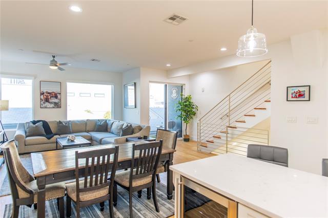 Foto principal - 2222 Moser Ave
