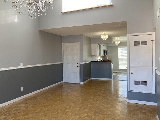 Building Photo - 3440 Parkmoor Village Dr