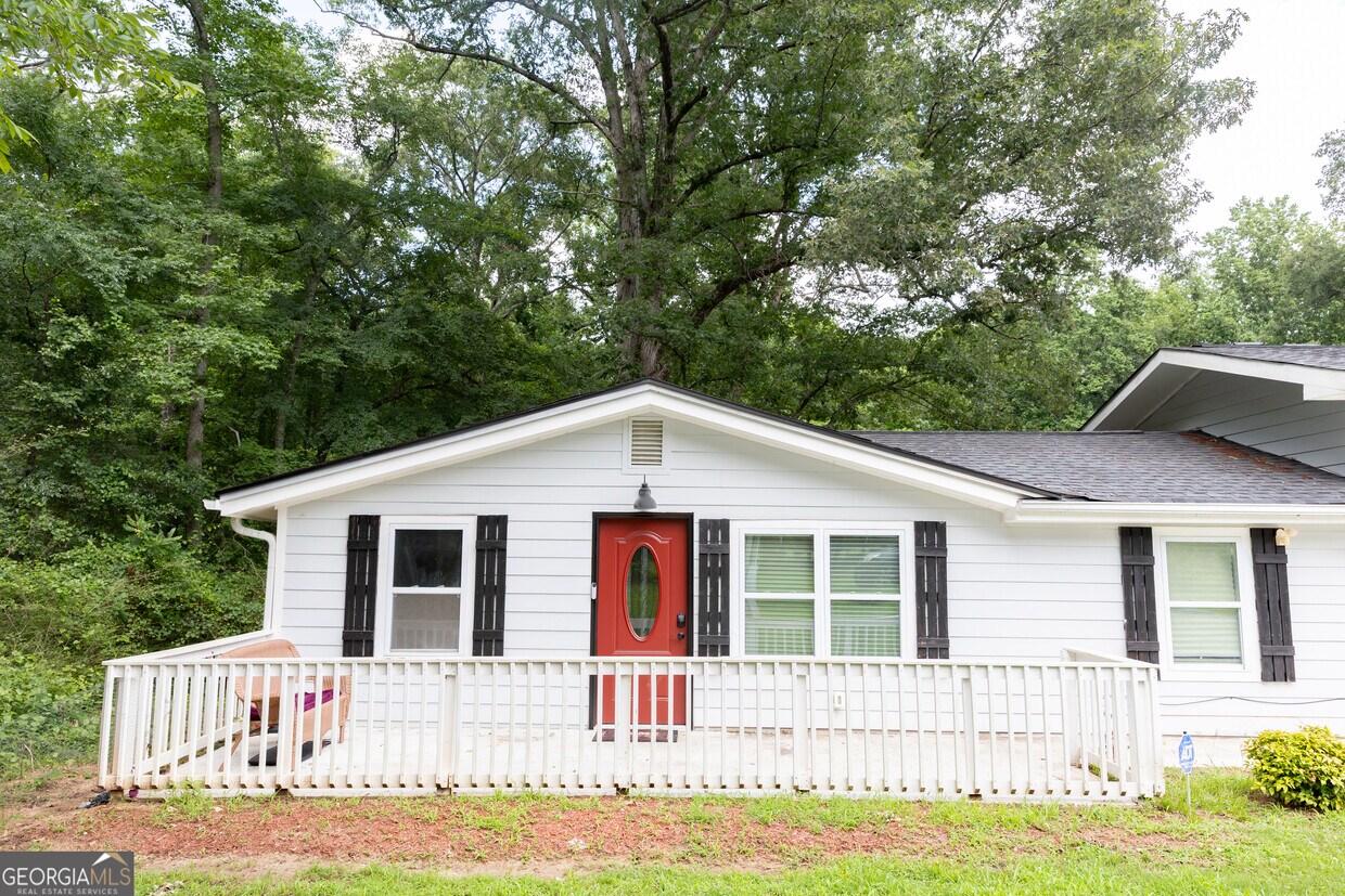 Primary Photo - 1594 Pates Creek Rd