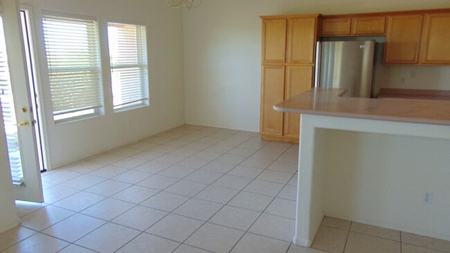 Building Photo - 1352 Kwana Ct