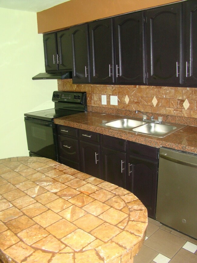 Foto del edificio - 4708 E Caballero St