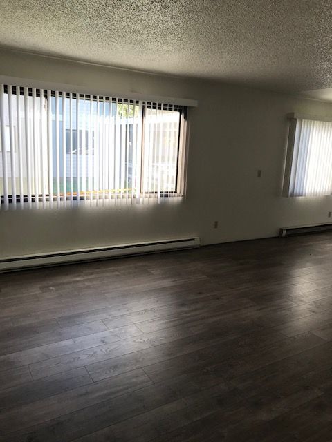 Foto del edificio - 2938 East Walnut Street - 1