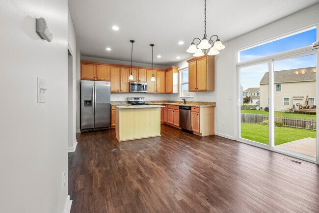 Building Photo - 206 Honey Locust Ln