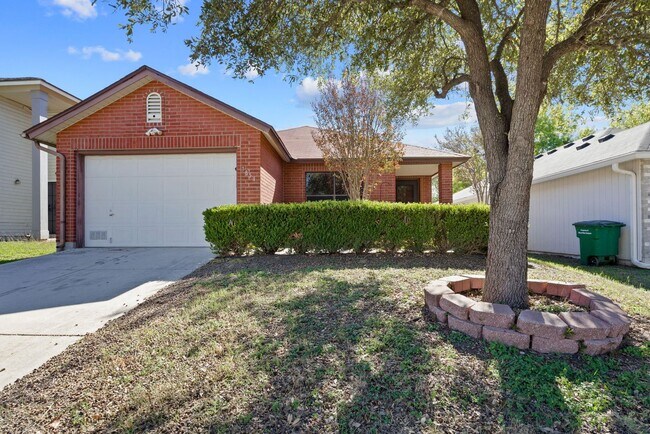 Foto del edificio - 3 Bedroom/1 Bath Crown Meadow Subdivision