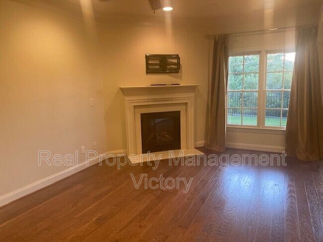 Building Photo - 4106 Eagle Ridge Ct