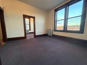 Building Photo - 101 Main St