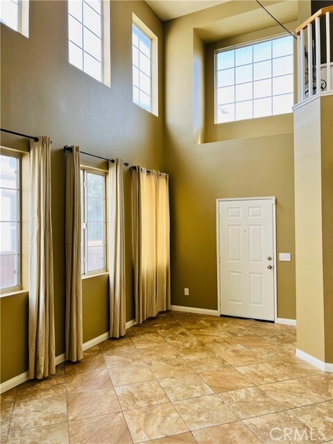 Foto del edificio - 15611 Outrigger Dr