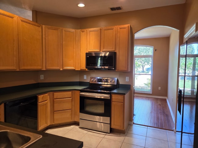 Building Photo - 14600 Dream Catcher Ct